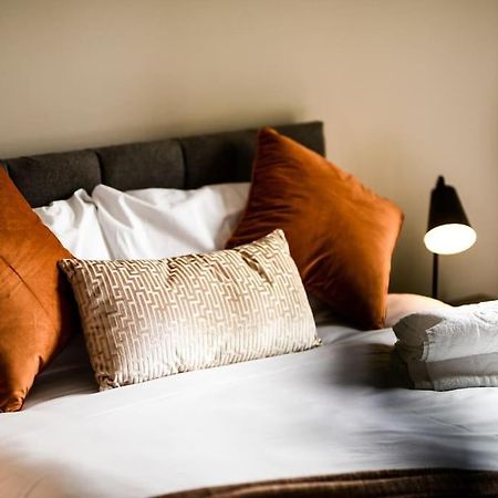 Modern 2 Bedroom Apartment - City Centre - Parking Manchester Luaran gambar