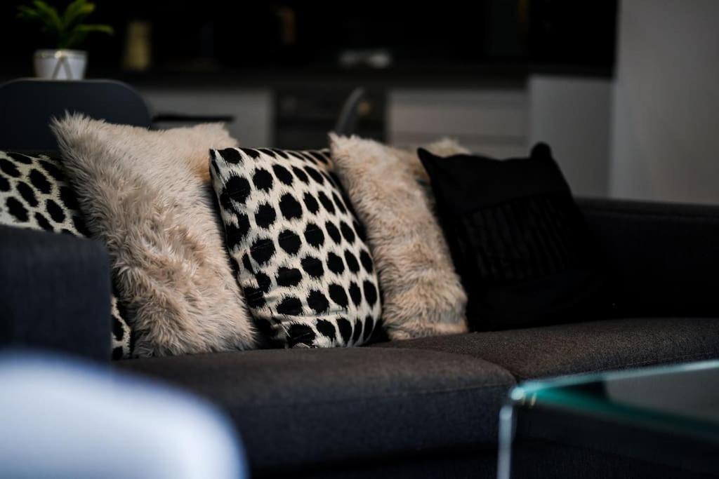 Modern 2 Bedroom Apartment - City Centre - Parking Manchester Luaran gambar